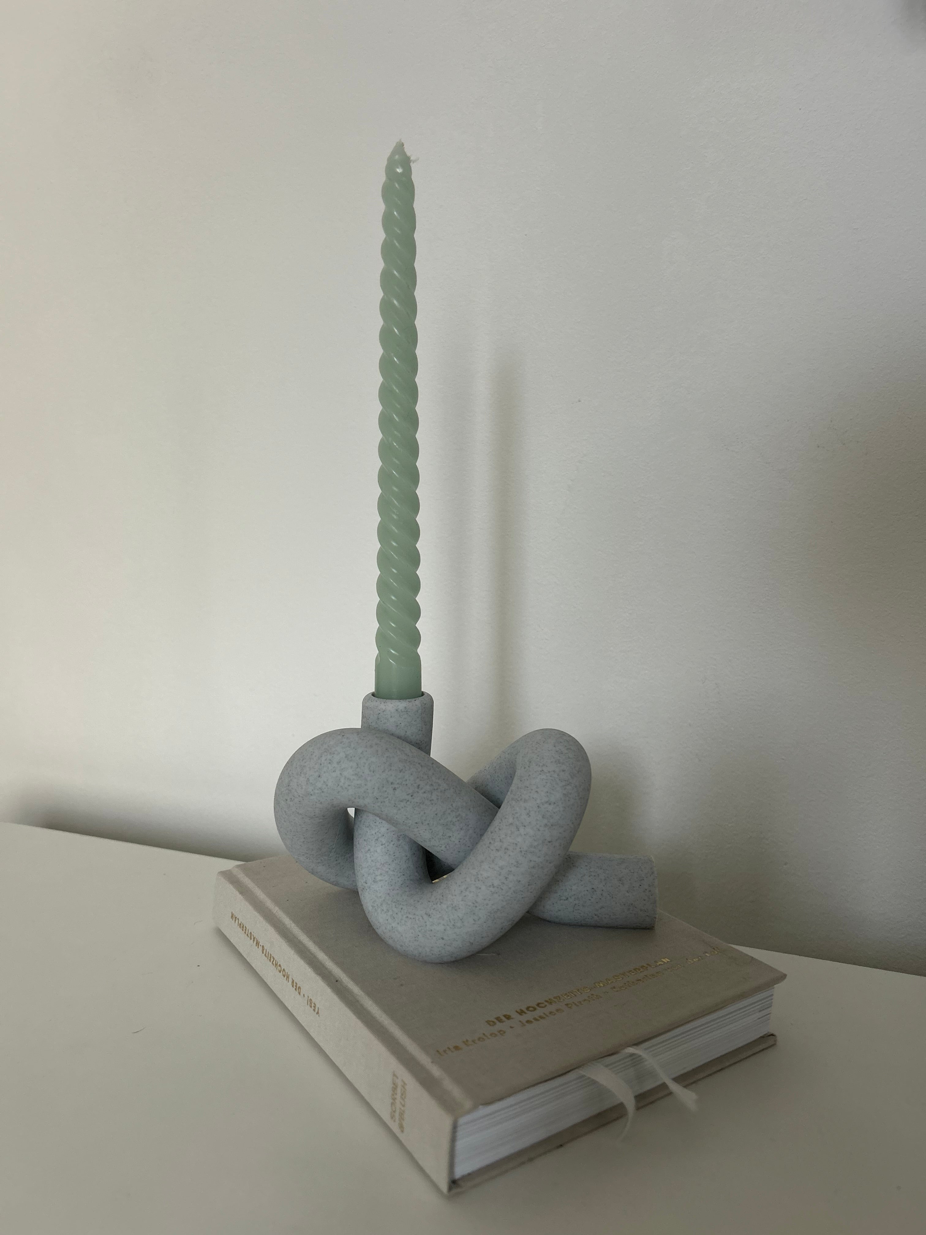 Kerzenhalter „KNOT“