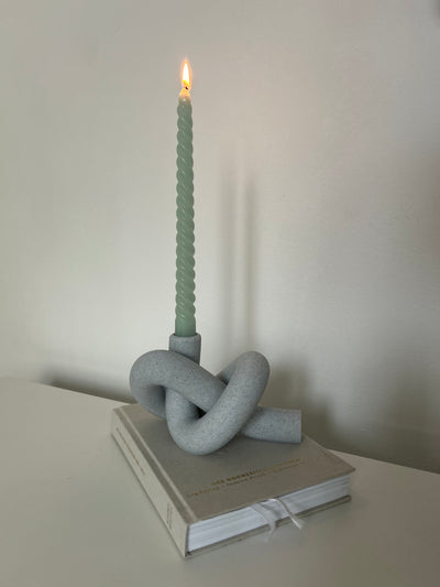 Kerzenhalter „KNOT“